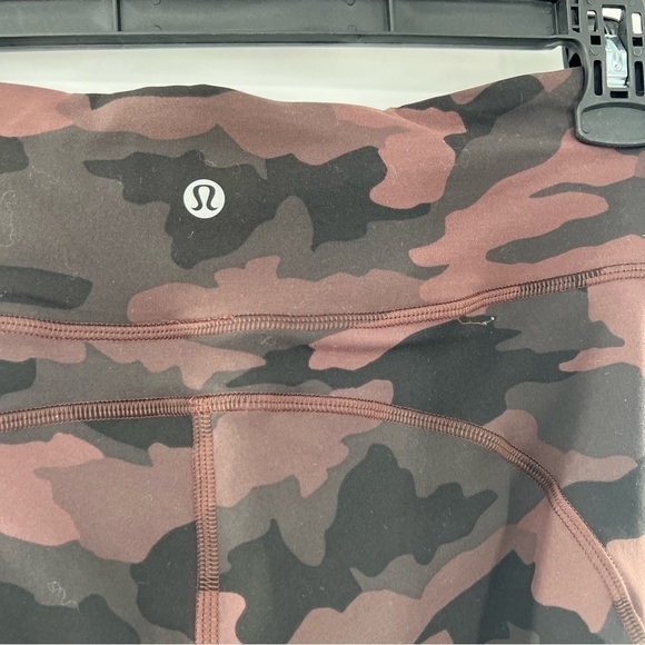 LULULEMON invigorate high rise tight camo brown size 6 - Picture 6 of 8